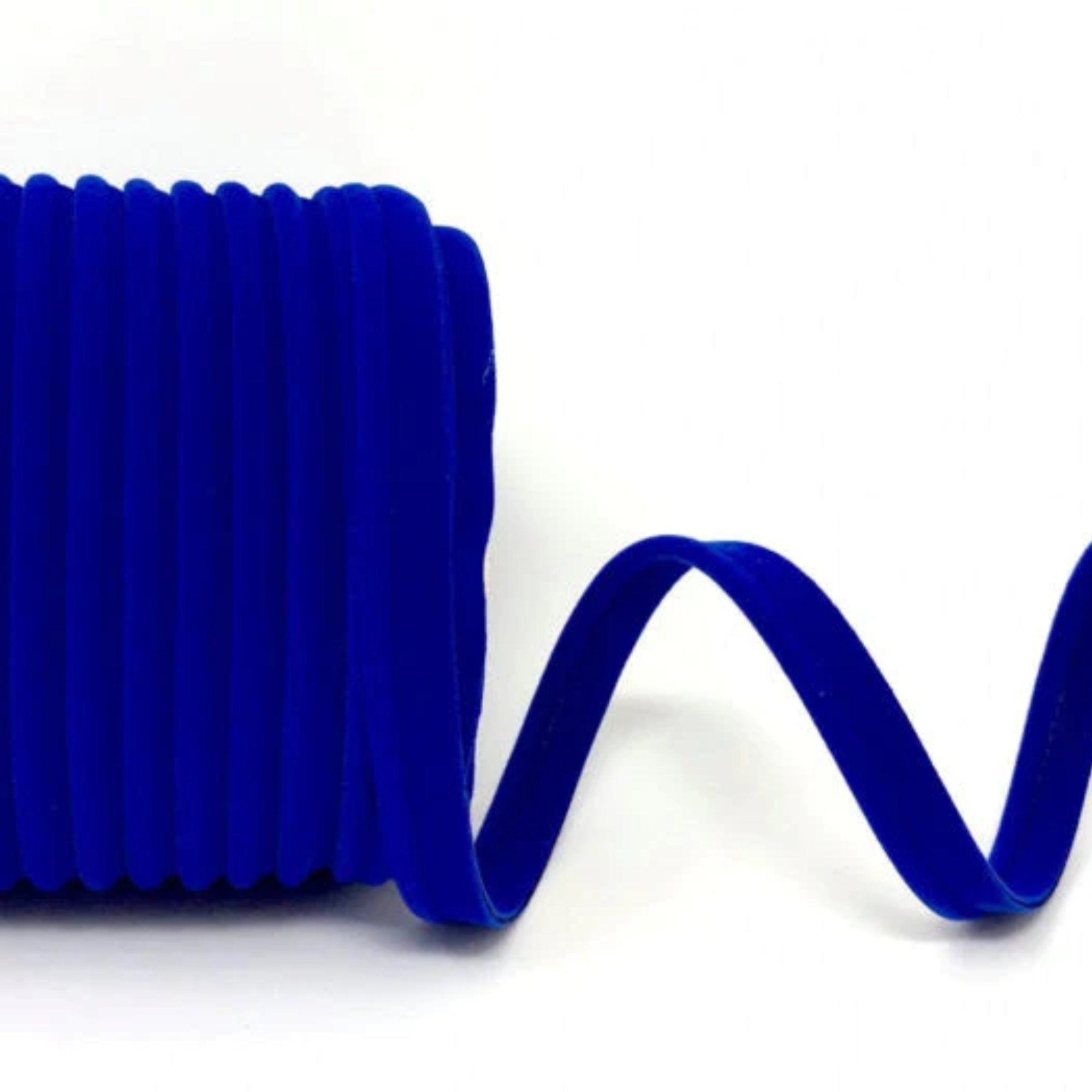 Roll of 10mm Flanged Velvet Piping – The Crafty Animal UK
