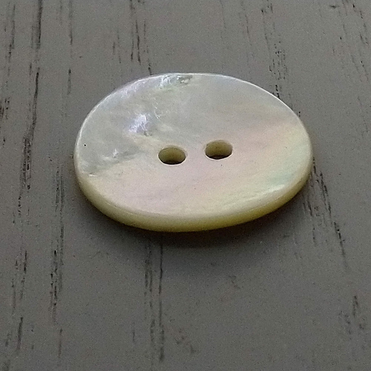 White Natural Mother of Pearl Buttons – The Crafty Animal UK